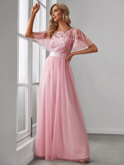 Světle růžové, baby pink, dlouhé šaty s rukávky, tylová sukně, splývavé, na svatbu, pro svatební hosty, pro maminku nevěsty a ženicha, pro svědkyni, na ples, do tanečních