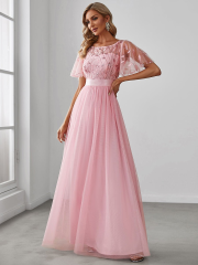 Světle růžové, baby pink, dlouhé šaty s rukávky, tylová sukně, splývavé, na svatbu, pro svatební hosty, pro maminku nevěsty a ženicha, pro svědkyni, na ples, do tanečních